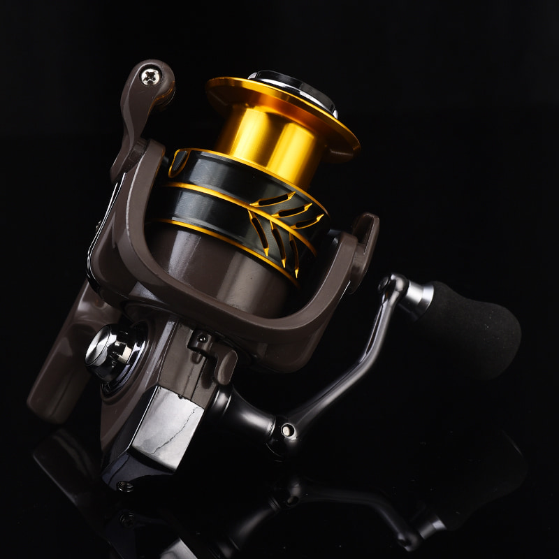 Bruine metalen spoel Power EVA-handvat Vissen Spinning Reel Zoutwater Bait Casting Reel Spinning Visserijspoelen