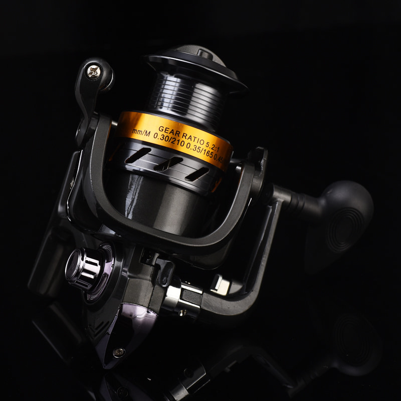 Hoge kwaliteit Metalen Spoel 5.1: 1 Vislijn Wiel Spinning Reel Zoutwater Bait Casting Reel Spinning Vistuig Vissen Rollen